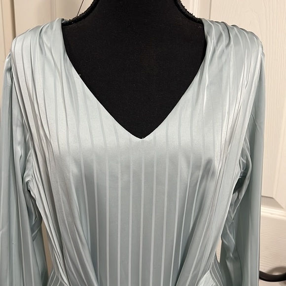 NWT Layden Beautiful Satin Stripe Long Sleeve Wrap Front Dress Mint Green Size S - Picture 6 of 13